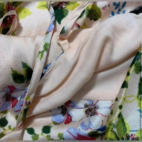 NEW BEBE SATIN FLORAL DRESS GOWN - Picture 3 of 3